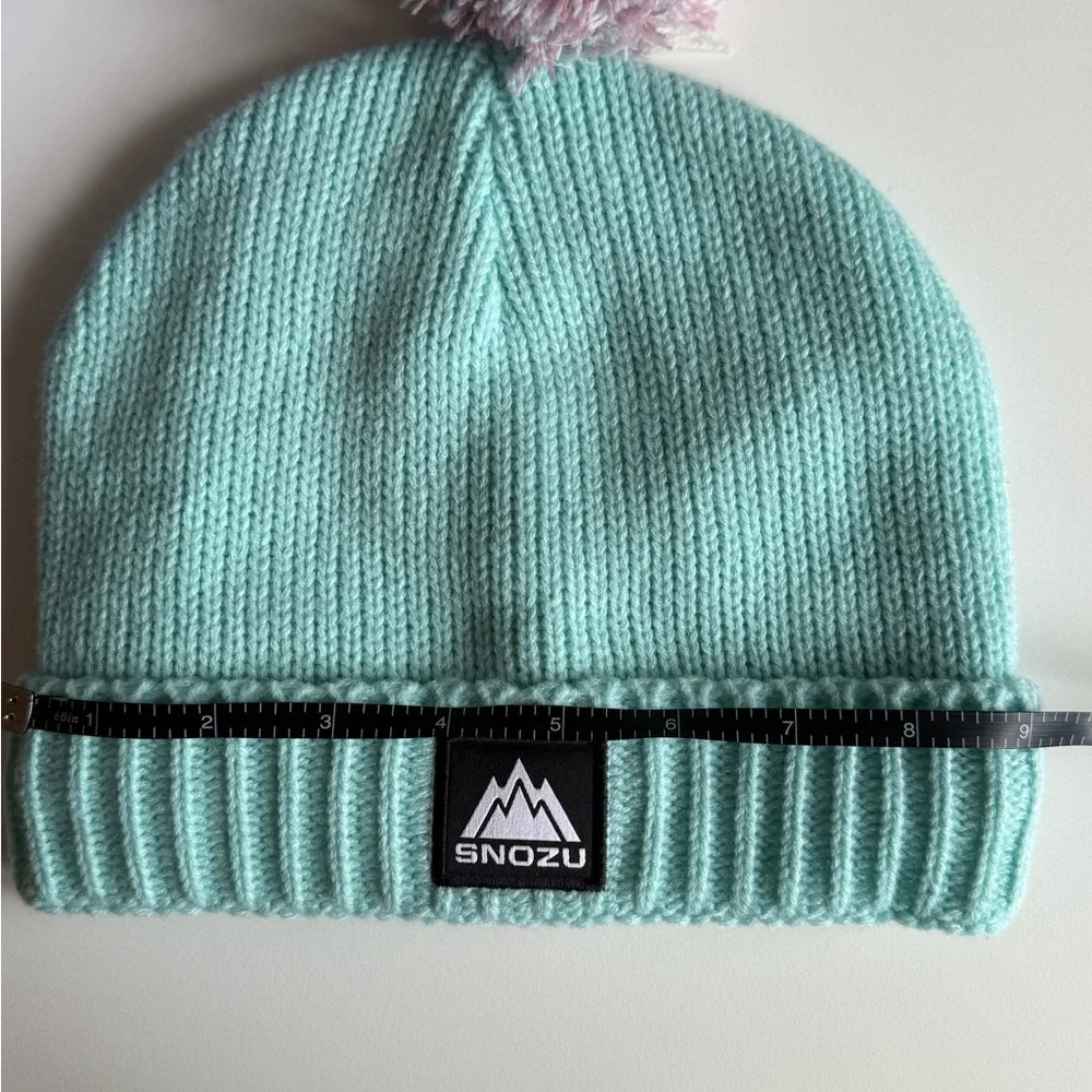 Snozu Beanie Hat Mint Green Size 5 Pom-Pom for Kids Fleece Lining Excellent